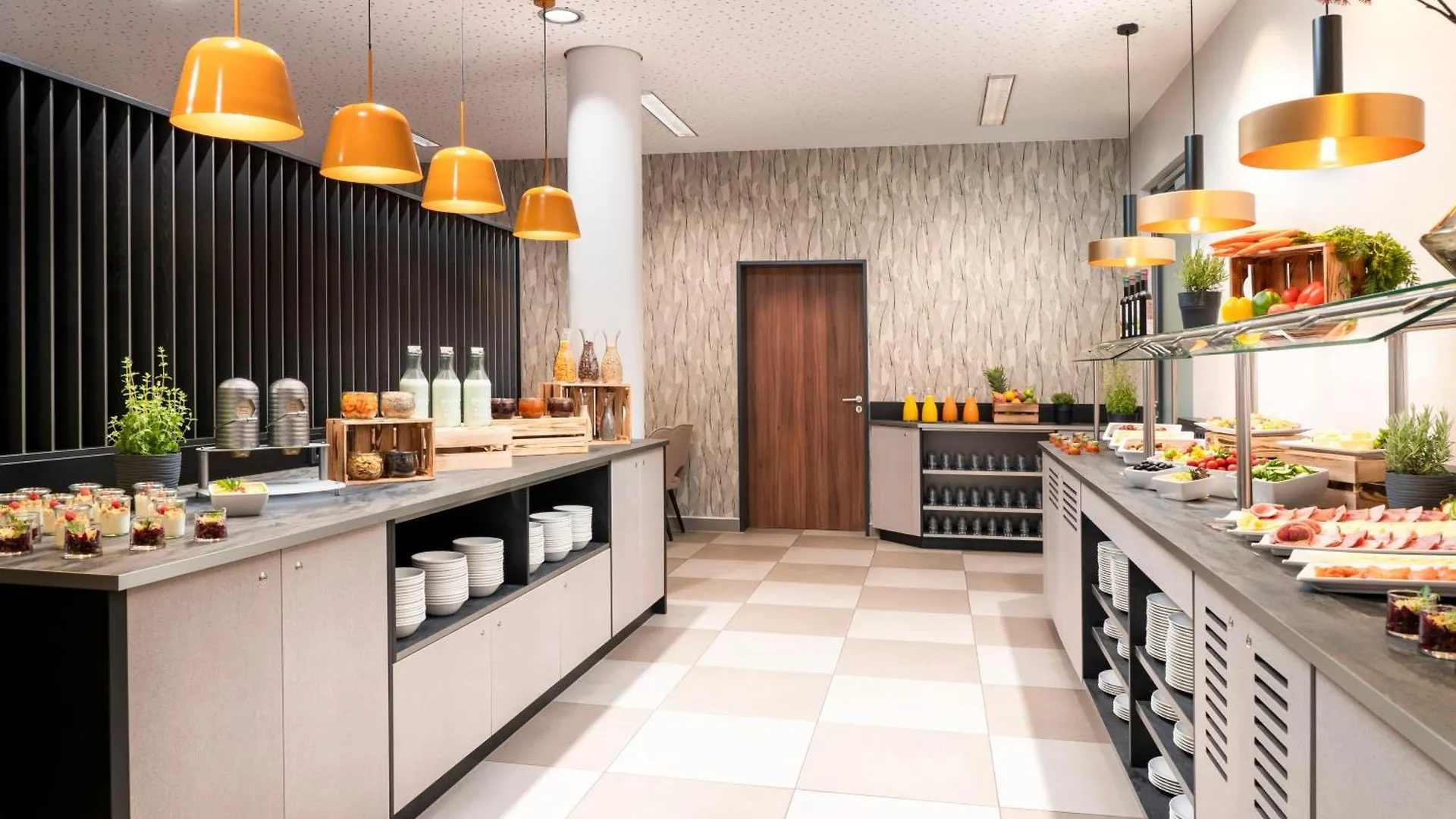 Leonardo Hotel Dresden Altstadt 3*,
